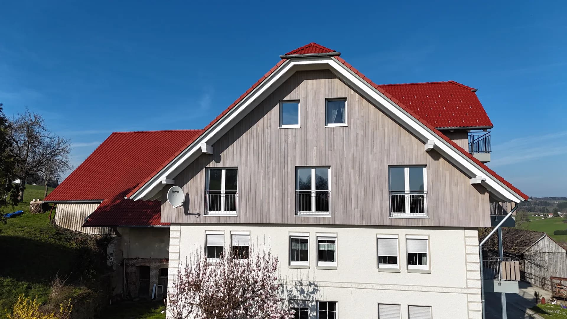 Fertige Holzfassade im Detail